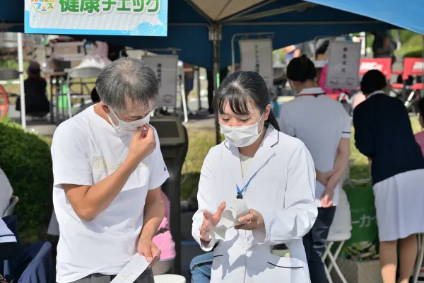 トーカイ薬局インターン風景